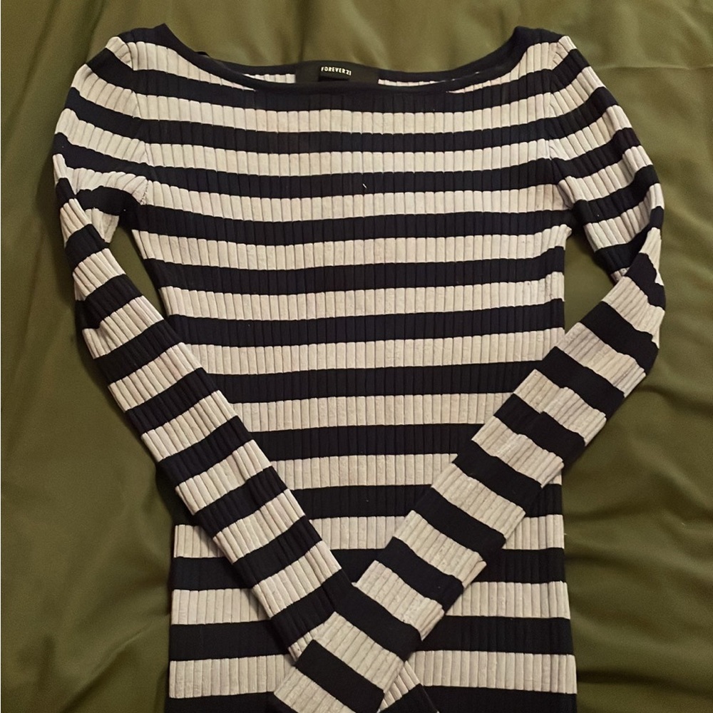 Forever 21 long sleeve dress